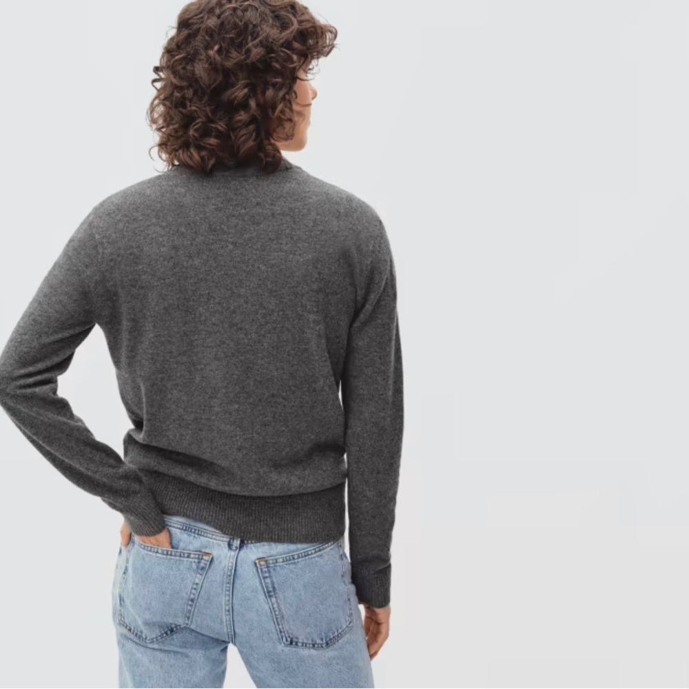 Everlane Cashmere Crewneck